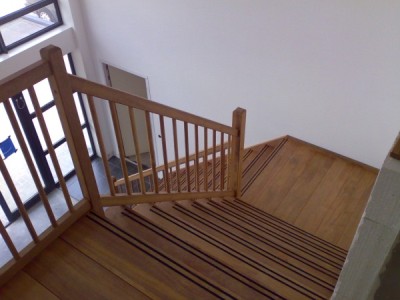 bedrijf pand trappen